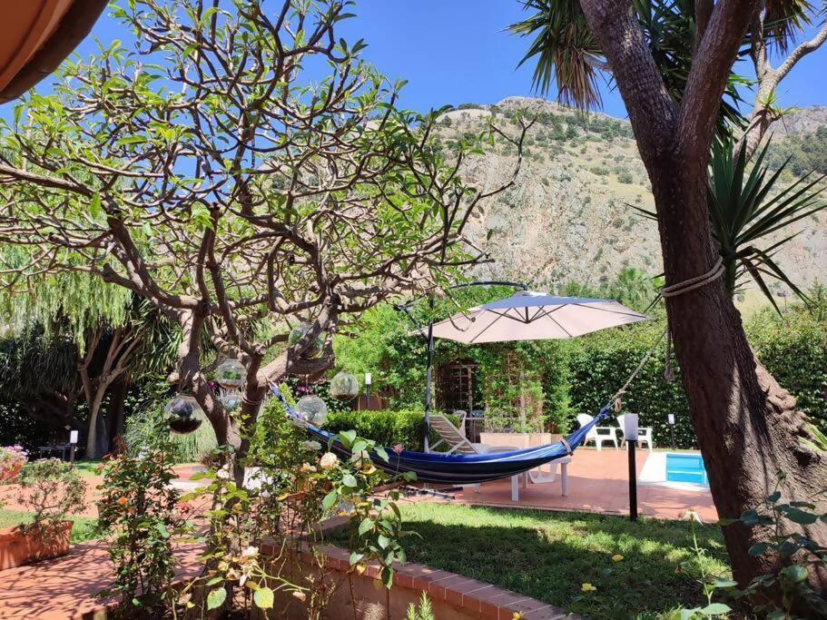 Da Nonna Cettina Appartamento In Villa Con Piscina Palermo Exterior photo